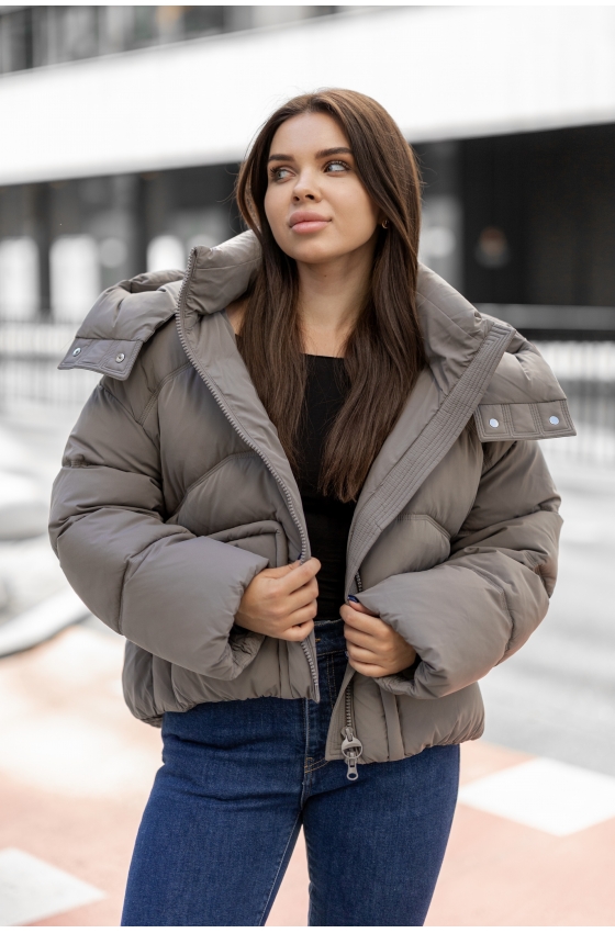 Жіноча зимова коротка куртка oversize TOWMY сіра 75362